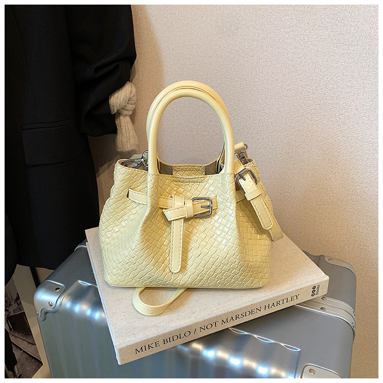 All-match Messenger Bag Exquisite Super Popular Handbag For Women - Image 2